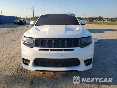 Piąte zdjęcie samochodu w środku: 2017 JEEP GRAND CHEROKEE SRT-8 VIN:1C4RJFDJ8HC851614 - miniatura