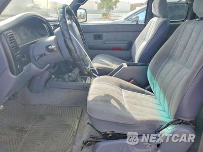 Zdjęcie 7 z 12 samochodu: 2000 TOYOTA TACOMA V6 VIN:4TAWN72N2YZ679687 - miniatura