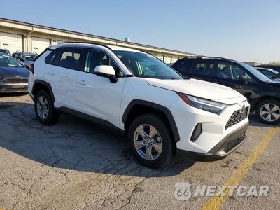 Czwarte zdjęcie samochodu z boku: 2022 TOYOTA RAV4 XLE VIN:2T3P1RFV4NW292273 - miniatura