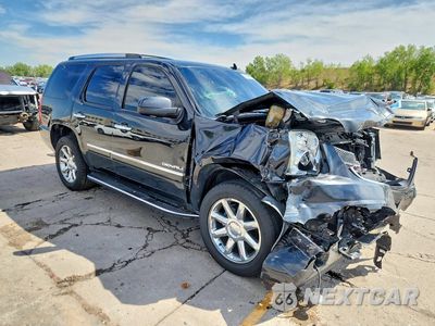 Czwarte zdjęcie samochodu z boku: 2012 GMC YUKON DENALI VIN:1GKS2EEF8CR296483 - miniatura