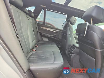 Zdjęcie 11 z 13 samochodu: 2015 BMW X5 XDRIVE50I VIN:5UXKR6C57F0J76043 - miniatura
