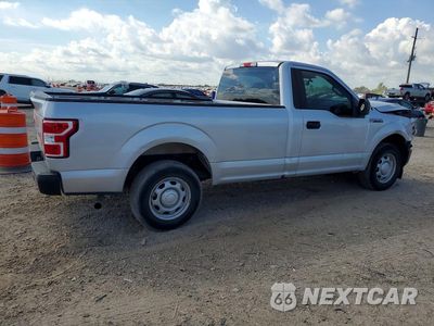 Trzecie zdjęcie samochodu z tyłu: 2019 FORD F150 VIN:1FTMF1CB9KKC24264 - miniatura