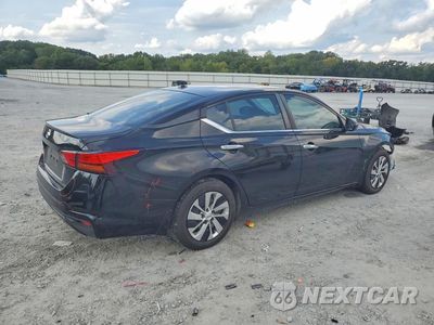 Trzecie zdjęcie samochodu z tyłu: 2019 NISSAN ALTIMA S VIN:1N4BL4BV6KC220024 - miniatura
