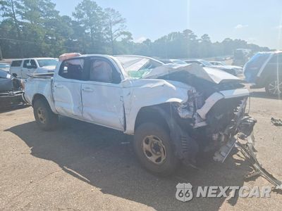 Czwarte zdjęcie samochodu z boku: 2017 TOYOTA TACOMA SR V6 VIN:5TFCZ5AN7HX096903 - miniatura
