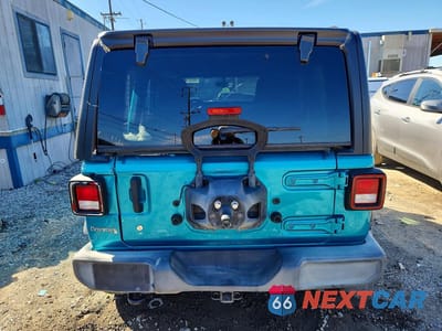 Zdjęcie 6 z 13 samochodu: 2020 JEEP WRANGLER UNLIMITED SPORT VIN:1C4HJXDG2LW110582 - miniatura