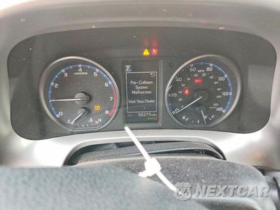 Zdjęcie 9 z 13 samochodu: 2018 TOYOTA RAV4 XLE VIN:JTMWFREV8JD120463 - miniatura