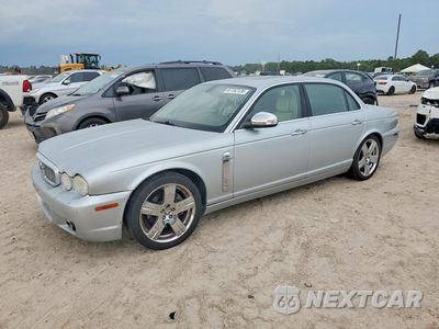 2008 JAGUAR XJ VANDEN PLAS SAJWA82B68SH28396 - główne zdjęcie licytacji z USA - miniatura