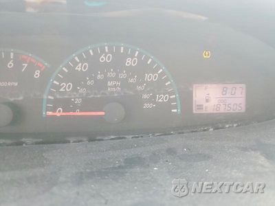 Zdjęcie 9 z 12 samochodu: 2012 TOYOTA YARIS VIN:JTDBT4K3XCL031550 - miniatura