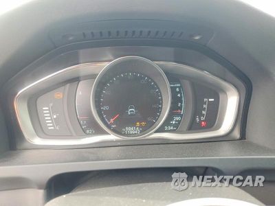 Zdjęcie 9 z 12 samochodu: 2016 VOLVO V60 POLESTAR VIN:YV1A92SW2G1290120 - miniatura