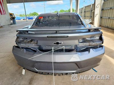 Zdjęcie 6 z 12 samochodu: 2020 CHEVROLET CAMARO SS VIN:1G1FH1R74L0112290 - miniatura