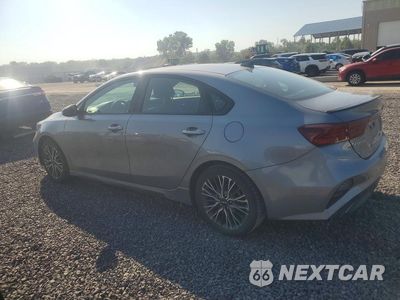 Drugie zdjęcie samochodu z przodu: 2024 KIA FORTE GT LINE VIN:3KPF54AD5RE713629 - miniatura