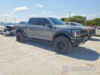 Czwarte zdjęcie samochodu z boku: 2024 FORD F150 RAPTOR VIN:1FTFW1RG3RFA48262 - miniatura