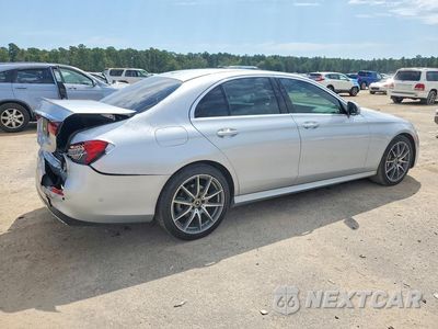 Trzecie zdjęcie samochodu z tyłu: 2021 MERCEDES-BENZ E 350 VIN:W1KZF8DB5MA951588 - miniatura