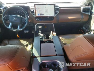 Zdjęcie 8 z 13 samochodu: 2024 TOYOTA TUNDRA 1794 EDITION HV VIN:5TFMC5EC7RX007119 - miniatura