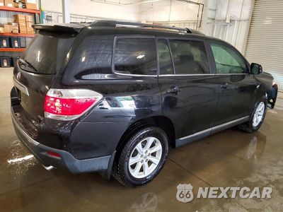 Trzecie zdjęcie samochodu z tyłu: 2012 TOYOTA HIGHLANDER SE VIN:5TDBK3EH7CS107230 - miniatura
