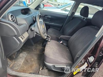 Zdjęcie 7 z 13 samochodu: 2009 SCION XB BASE VIN:JTLKE50E991066643 - miniatura