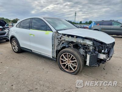 Czwarte zdjęcie samochodu z boku: 2021 PORSCHE CAYENNE COUPE VIN:WP1BA2AY5MDA43560 - miniatura