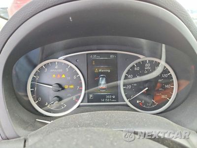 Zdjęcie 9 z 13 samochodu: 2018 NISSAN SENTRA SR VIN:3N1AB7AP4JY316868 - miniatura