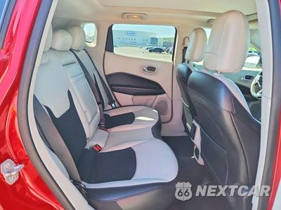 Zdjęcie 10 z 12 samochodu: 2019 JEEP COMPASS LATITUDE VIN:3C4NJCBB0KT692625 - miniatura
