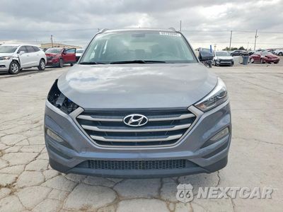 Piąte zdjęcie samochodu w środku: 2017 HYUNDAI TUCSON SE VIN:KM8J33A44HU294291 - miniatura