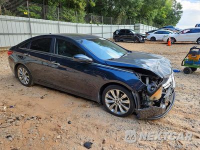 Czwarte zdjęcie samochodu z boku: 2012 HYUNDAI SONATA SE VIN:5NPEC4ACXCH407246 - miniatura