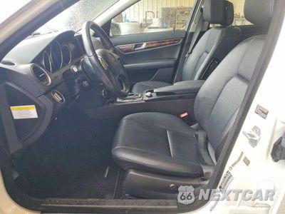Zdjęcie 7 z 12 samochodu: 2023 MERCEDES-BENZ C 300 4MATIC VIN:WDDGF8AB8DA829609 - miniatura