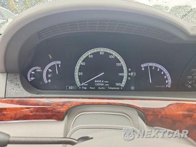 Zdjęcie 9 z 12 samochodu: 2010 MERCEDES-BENZ S 550 VIN:WDDNG7BB9AA348194 - miniatura