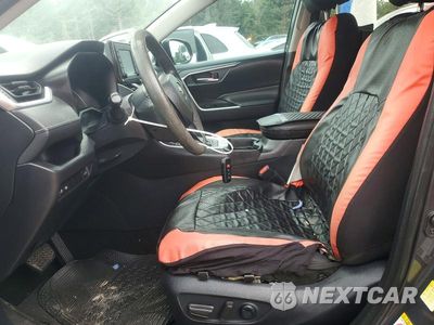 Zdjęcie 7 z 13 samochodu: 2019 TOYOTA RAV4 XLE VIN:2T3W1RFV3KW012074 - miniatura