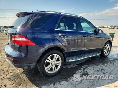 Trzecie zdjęcie samochodu z tyłu: 2013 MERCEDES-BENZ ML 350 4MATIC VIN:4JGDA5HBXDA192993 - miniatura