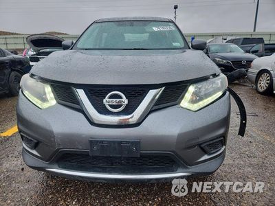 Piąte zdjęcie samochodu w środku: 2016 NISSAN ROGUE S VIN:JN8AT2MV9GW139942 - miniatura