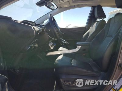 Zdjęcie 7 z 13 samochodu: 2016 TOYOTA PRIUS FOUR VIN:JTDKARFU4G3518612 - miniatura