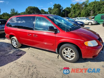 Czwarte zdjęcie samochodu z boku: 2004 DODGE GRAND CARAVAN SXT VIN:2D4GP44L04R533597 - miniatura