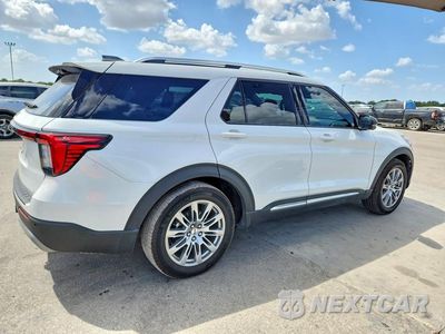 Trzecie zdjęcie samochodu z tyłu: 2025 FORD EXPLORER PLATINUM VIN:1FMUK7HH9SGC85351 - miniatura