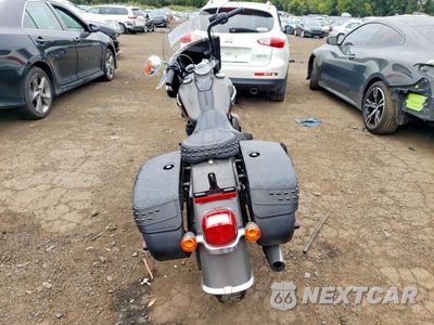 Czwarte zdjęcie samochodu z boku: 2018 HARLEY-DAVIDSON FLHCS HERITAGE CLASSIC 114 VIN:1HD1YBK16JC060894 - miniatura