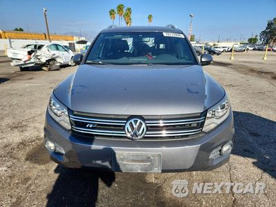 Piąte zdjęcie samochodu w środku: 2014 VOLKSWAGEN TIGUAN S VIN:WVGAV3AX8EW101774 - miniatura