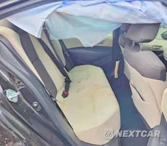 Zdjęcie 10 z 12 samochodu: 2020 TOYOTA COROLLA LE VIN:JTDEPRAE3LJ106893 - miniatura