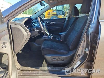 Zdjęcie 7 z 13 samochodu: 2016 NISSAN ROGUE SV VIN:5N1AT2MV6GC920880 - miniatura