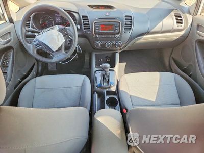 Zdjęcie 8 z 13 samochodu: 2018 KIA FORTE LX VIN:3KPFK4A75JE236272 - miniatura