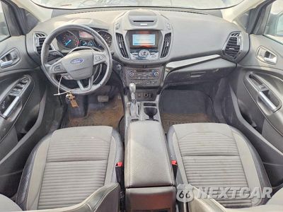 Zdjęcie 8 z 13 samochodu: 2017 FORD ESCAPE TITANIUM VIN:1FMCU9J98HUC13586 - miniatura