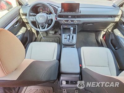 Zdjęcie 8 z 14 samochodu: 2025 HONDA CR-V LX VIN:7FARW2H85NE567409 - miniatura