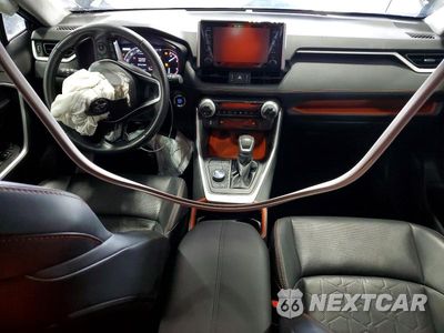 Zdjęcie 8 z 13 samochodu: 2019 TOYOTA RAV4 ADVENTURE VIN:2T3J1RFV9KW023400 - miniatura