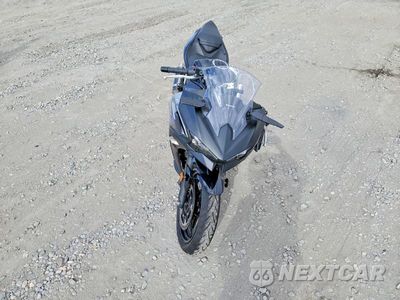 Piąte zdjęcie samochodu w środku: 2025 KAWASAKI EX500 VIN:ML5EXGG19SDA63129 - miniatura