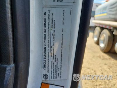 Zdjęcie 12 z 14 samochodu: 2019 VOLVO VNL SEMI TRUCK VIN:4V4NB9EH4KN215541 - miniatura
