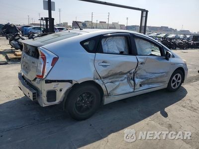 Trzecie zdjęcie samochodu z tyłu: 2013 TOYOTA PRIUS TWO VIN:JTDKN3DU4D0353064 - miniatura
