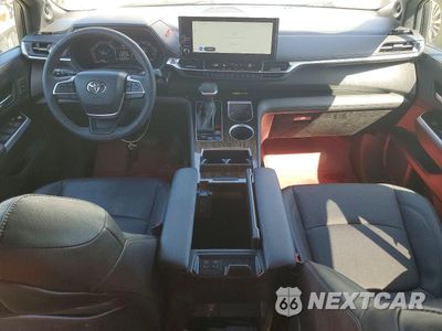 Zdjęcie 8 z 14 samochodu: 2025 TOYOTA SIENNA LIMITED 7-PASSENGER VIN:5TDZSKFC8SS202843 - miniatura