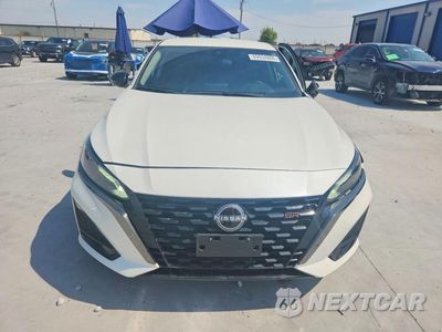 Piąte zdjęcie samochodu w środku: 2025 NISSAN ALTIMA SR VIN:1N4BL4CV9SN347076 - miniatura
