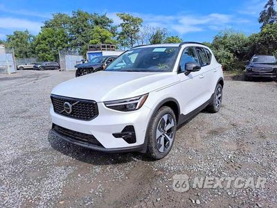 2026 VOLVO XC40 PLUS YV4L12UC2T2792779 - główne zdjęcie licytacji z USA - miniatura