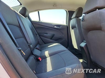 Zdjęcie 10 z 12 samochodu: 2019 CHEVROLET CRUZE LS VIN:1G1BC5SM2K7150577 - miniatura