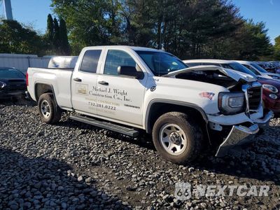 Czwarte zdjęcie samochodu z boku: 2019 GMC SIERRA LIMITED K1500 VIN:2GTV2LEC6K1171055 - miniatura