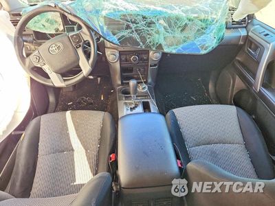 Zdjęcie 8 z 12 samochodu: 2016 TOYOTA 4RUNNER SR5 VIN:JTEBU5JRXG5291302 - miniatura
